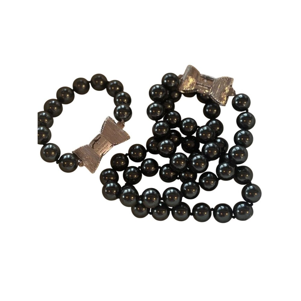 Kate Spade New York All Wrapped Up Pearl Necklace & Bracelet Set Silver Gray Bow - Picture 4 of 8